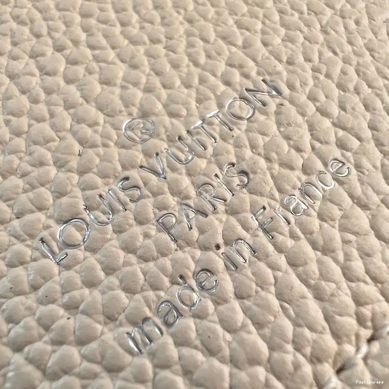 Fashionrepsfam ru LV Bags 2411YA0226 0814